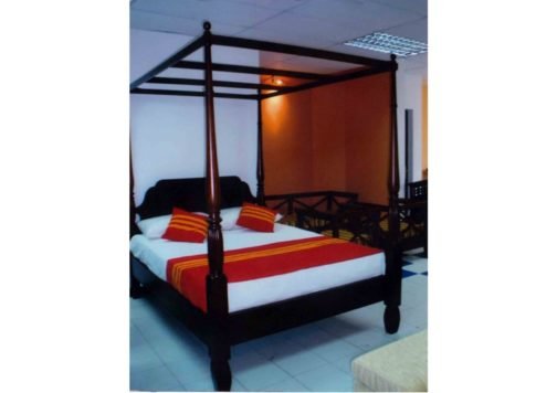 Four Poster Bed - Catrina